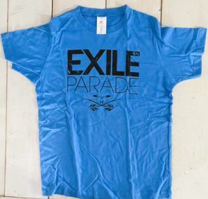 Exile Parade – Logo T-Shirt (blauw)